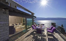 Villa Rachele: stunning luxury villa in centre Gargnano with private pool&breathtaking views